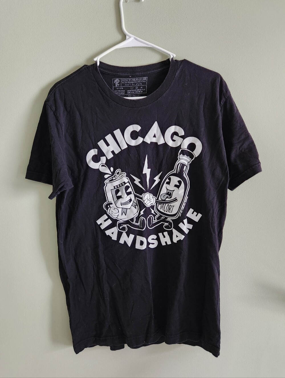 Chicago Handshake Tee